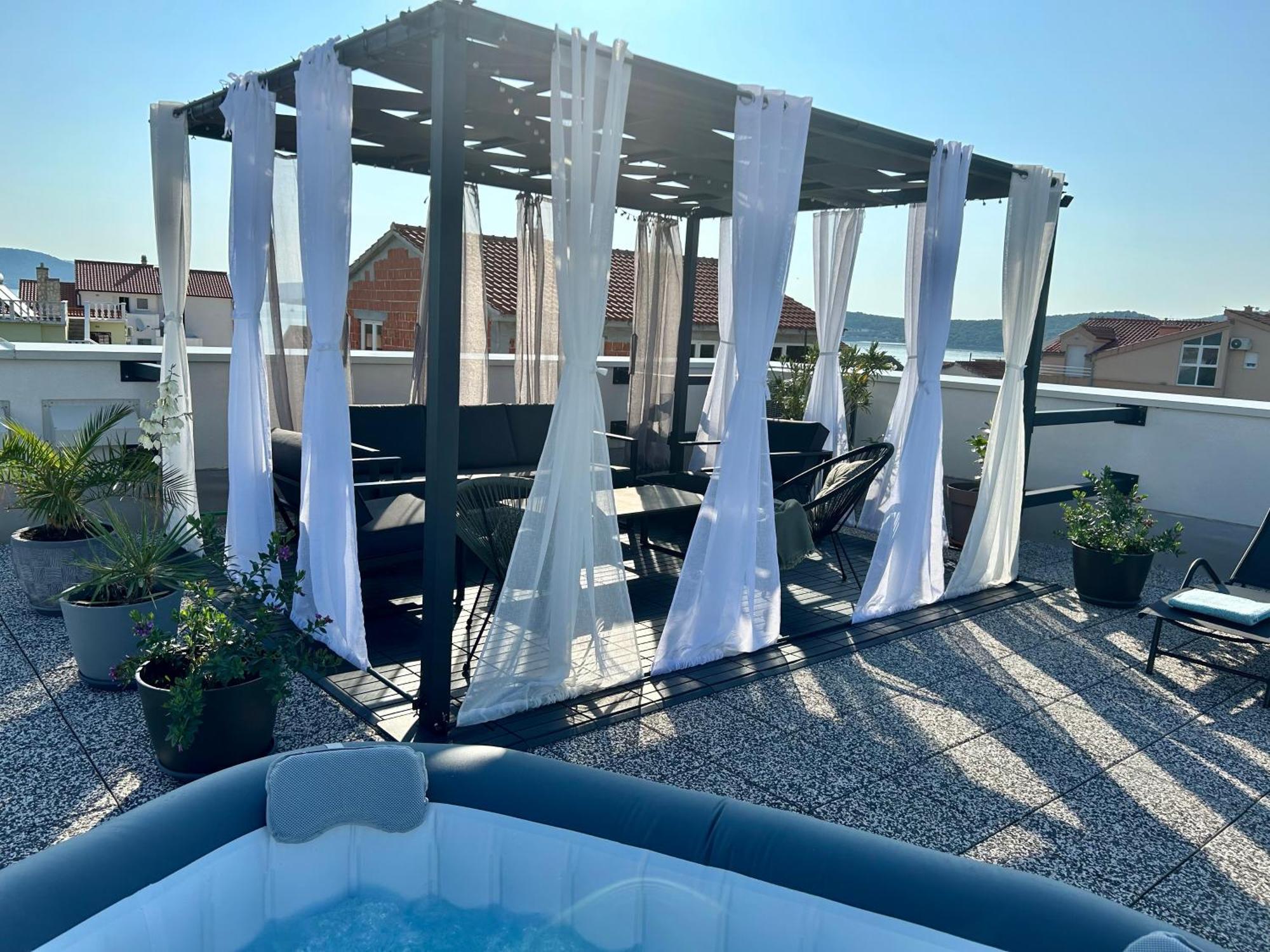 Apartmani Hiza I Vila ベティナ エクステリア 写真