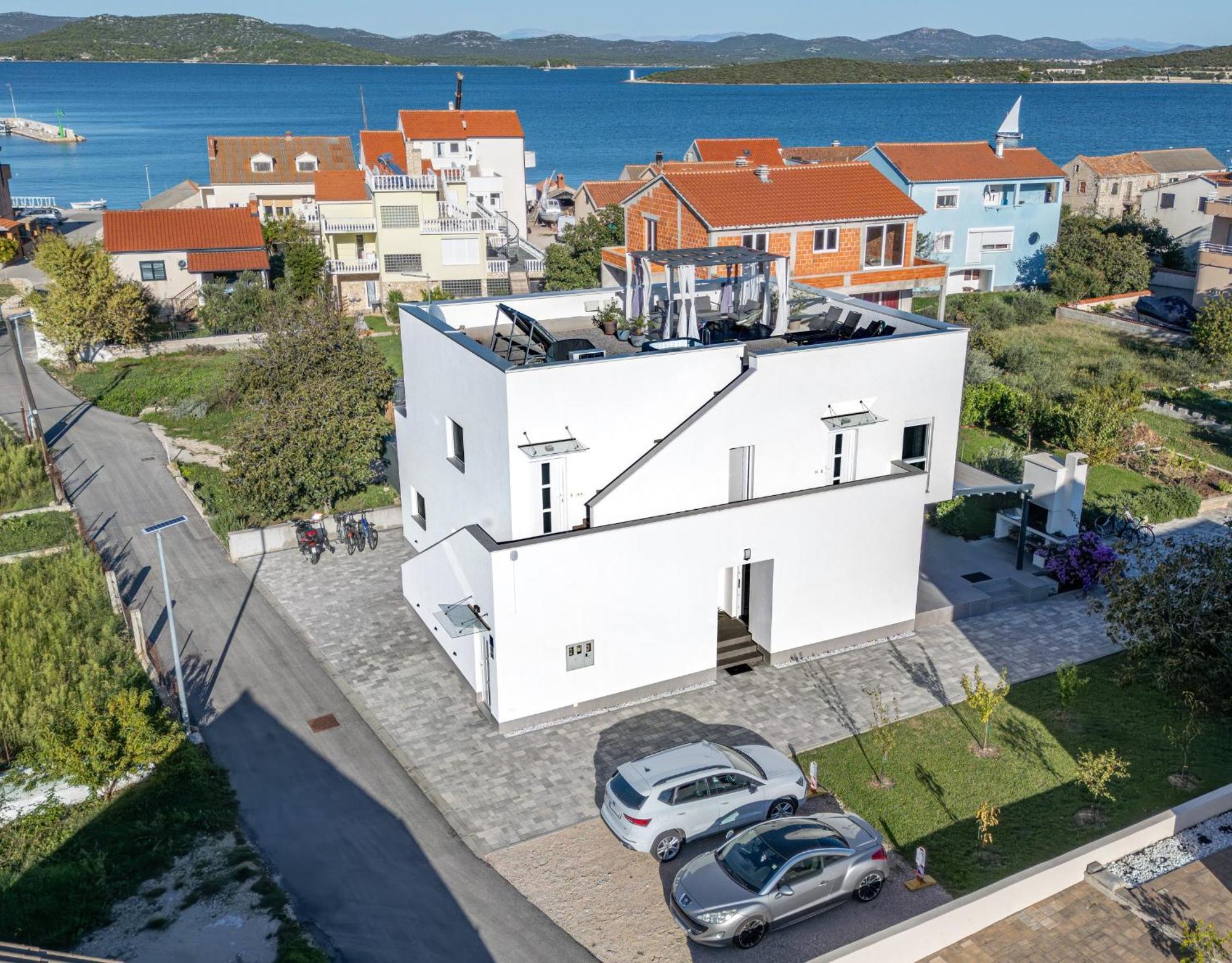 Apartmani Hiza I Vila ベティナ エクステリア 写真